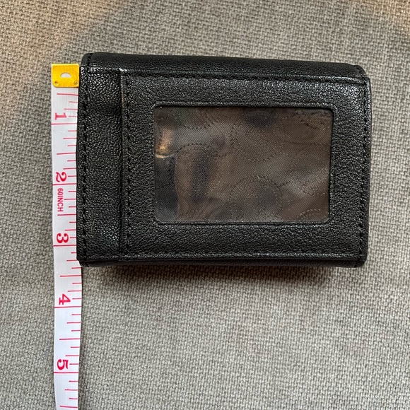 Michael Kors black leather wallet - Picture 2 of 4